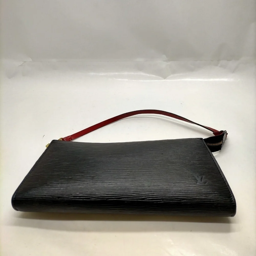 Louis Vuitton Pochette Black Epi